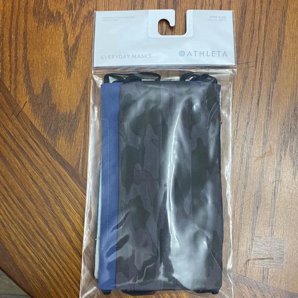 Athleta 5-Pack Everyday Mask  - Picture 3 of 6